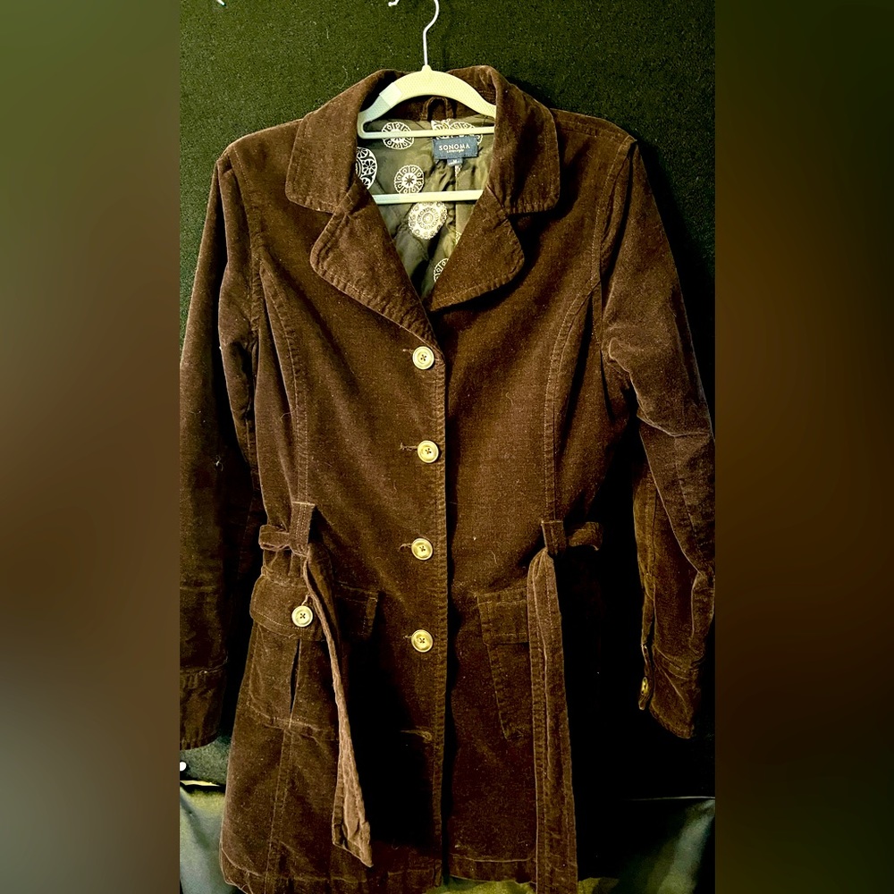 Ladies Brown Pea Coat with Black Printed Liner and Belt. Size M.